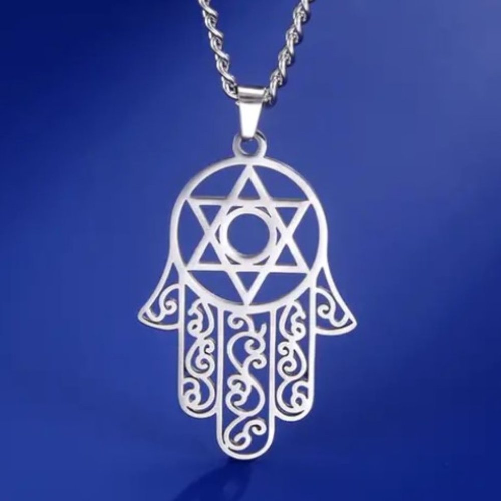 Good Luck Hamsa or Hand Of Fatima The Star Of David Necklace Pendant Necklace S